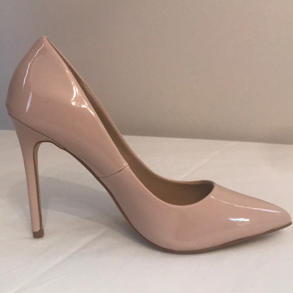 Nude High Heel Pump